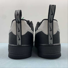 Cargar imagen en el visor de la galería, Air Force 1 07 Low LV8 Black Metallic Silver DX8967-001

