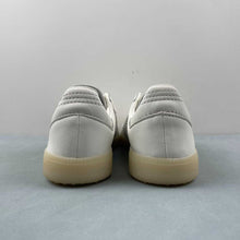 Cargar imagen en el visor de la galería, Adidas Samba Decon Ivory Gold Metallic IG6171
