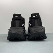 Cargar imagen en el visor de la galería, Nike Vomero Premium All Black White FN8453-004
