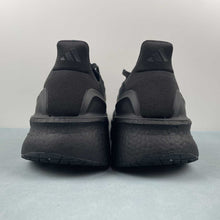 Cargar imagen en el visor de la galería, Adidas UltraBoost 5X Core Black Core Black Cloud White JH7251
