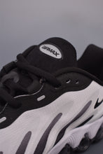 Cargar imagen en el visor de la galería, Air Max Dn8 White and Black Zebra Pattern FQ7860-009
