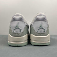Cargar imagen en el visor de la galería, Air Jordan Legacy 312 Low White Sail Igloo FQ7827-103
