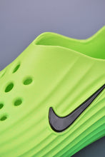 Cargar imagen en el visor de la galería, Nike ReactX Rejuven8 Green Strike Black-Volt HV5060-300
