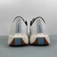 Cargar imagen en el visor de la galería, Nike ZoomX Pegasus PLUS White Sail Blue Tint FQ7262-101
