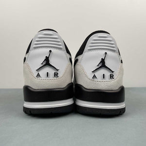 Air Jordan Legacy 312 Low White Black White Cool Grey HV1811-101