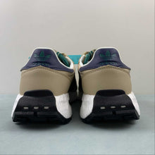 Cargar imagen en el visor de la galería, Adidas Retropy E5 Wonder Beige Collegiate Green Dark Blue IG9992
