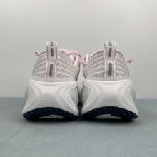 Cargar imagen en el visor de la galería, Nike Zoom Vomero PLUS Pearl Pink Barely Green Navy HV8154-606
