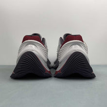 Cargar imagen en el visor de la galería, Adidas XLG MTW Silver Red IH1572
