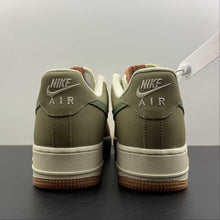 Cargar imagen en el visor de la galería, Air Force 1 07 Low Green White Orange BS8871-801
