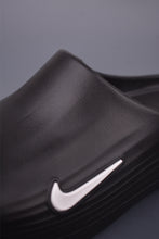 Cargar imagen en el visor de la galería, Nike ReactX Rejuven8 Slide Black White HV4479-001
