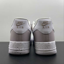 Cargar imagen en el visor de la galería, Air Force 1 07 Low Light Grey Pink White MM6023-536
