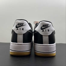 Cargar imagen en el visor de la galería, Air Force 1 07 Low White Black Gum AW2296-002

