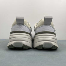 Cargar imagen en el visor de la galería, Nike V2k Run Photon Dust Light Silver Army Green FD0736-006

