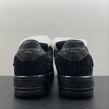 Cargar imagen en el visor de la galería, LV x Air Force 1 07 Low Black Metallic Gold LD0212
