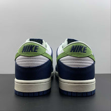 Cargar imagen en el visor de la galería, SB Dunk Low Dark Blue Grey Mean Green White 309431-031
