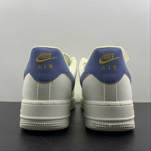 Cargar imagen en el visor de la galería, Air Force 1 07 Low Beige Blue Metallic Gold MN5696-209
