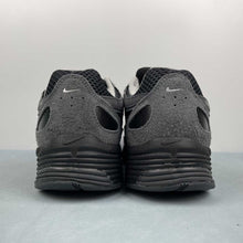 Cargar imagen en el visor de la galería, Nike P-6000 Suede Anthracite Metallic Silver HF0015-002
