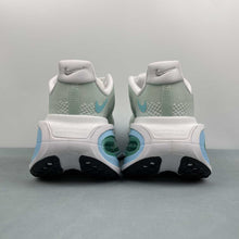 Cargar imagen en el visor de la galería, Nike Vomero Premium Lt Green FN8453-014
