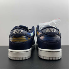 Cargar imagen en el visor de la galería, SB Dunk Low Graffiti Navy White DM0108-400
