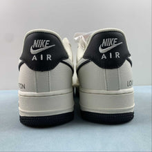 Cargar imagen en el visor de la galería, Air Force 1 07 Low LV White Black FB0788-100
