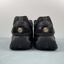 Cargar imagen en el visor de la galería, Air Max Dn Black Metallic Grey DV3337-006
