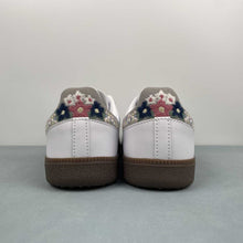 Cargar imagen en el visor de la galería, Adidas Samba OG Flower Print Cloud White Off White Clear Granite HQ5155

