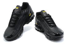Cargar imagen en el visor de la galería, Air Max Plus 3 Leather Black DK Smoke Grey Shoes CK6716-001
