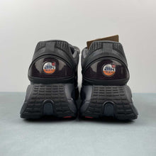 Cargar imagen en el visor de la galería, Air Max Dn Anthracite Smoke Grey HQ3816-001
