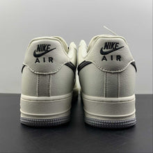 Cargar imagen en el visor de la galería, Air Force 1 07 Low Light Gray Black White TQ9685-785
