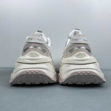 Cargar imagen en el visor de la galería, Adidas XLG STORM EDGE White Putty Mauve JQ4085
