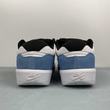 Cargar imagen en el visor de la galería, SB Force 58 Dutch Blue White Black CZ2959-400

