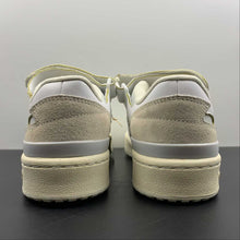 Cargar imagen en el visor de la galería, Adidas Forum 84 Low Orbit Grey FY4577
