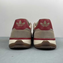 Cargar imagen en el visor de la galería, Adidas Gazelle Sala Trakha Tmvire Gum5
