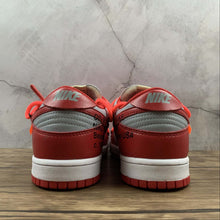 Cargar imagen en el visor de la galería, Dunk Low LTHR OW FUTURA Lt.Grey Red CT0856-600
