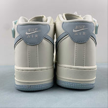 Cargar imagen en el visor de la galería, Air Force 1 07 Mid Off White Light Blue SH0235-555
