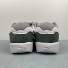 Cargar imagen en el visor de la galería, SB Force 58 Grey Green Dark White DV5477-105
