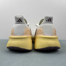 Cargar imagen en el visor de la galería, Adidas Ultra Boost 5X White Preloved Fig Yellow IH0685
