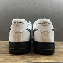 Cargar imagen en el visor de la galería, LV x Air Force 1 07 Low White Black White LV3369 101
