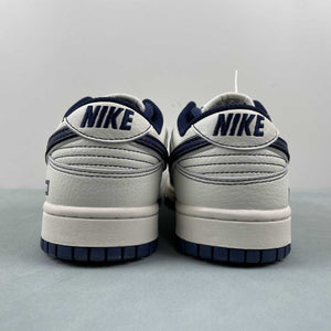 Undefeated x SB Dunk Low SP Off White Midnight Navy FC1688-138