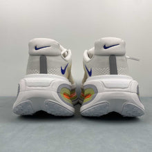 Cargar imagen en el visor de la galería, Nike Vomero Premium White Lapis Total Orange HQ2050-101
