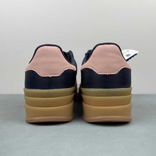 Cargar imagen en el visor de la galería, Adidas Gazelle Bold Blue Pink Spark IG4390
