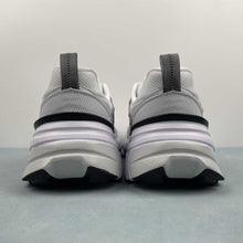 Cargar imagen en el visor de la galería, Nike V2k Run Summit White Platinum Tint HF5342-100
