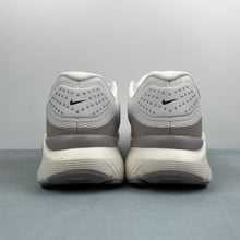 Cargar imagen en el visor de la galería, Air Zoom Structure 26 Summit White Vast Grey IB5698-100

