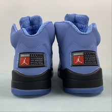 Cargar imagen en el visor de la galería, Air Jordan 5 Retro UNC University Blue Black White DV1310-401
