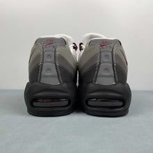 Cargar imagen en el visor de la galería, Air Max 95 Dark Beetroot Black Dark Beetroot Pearl Grey DQ9001-001
