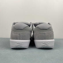Cargar imagen en el visor de la galería, SB Force 58 Wolf Grey White Wolf Grey CZ2959-004
