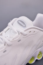 Cargar imagen en el visor de la galería, Air Max Dn8 White Green FQ7860-038
