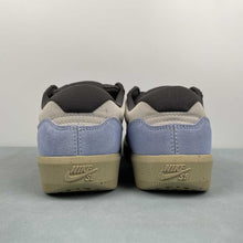 Cargar imagen en el visor de la galería, SB Force 58 Light Orewood Brown Psychic Blue Flax Medium Ash DV5477-102
