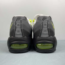 Cargar imagen en el visor de la galería, Air Max 95 Volt Black Volt-Anthracite-Cool Grey 307960-002
