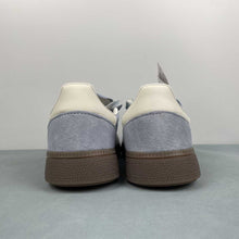 Cargar imagen en el visor de la galería, Adidas Handball Spezial Wonder Blue Off White Gum KI5933
